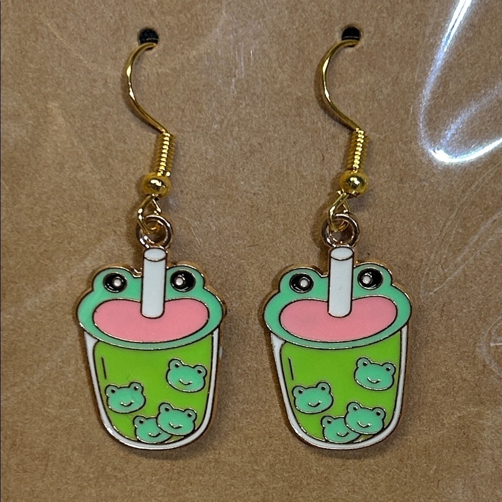 Cute Frog Boba juice dangle Earrings - Green and Pink